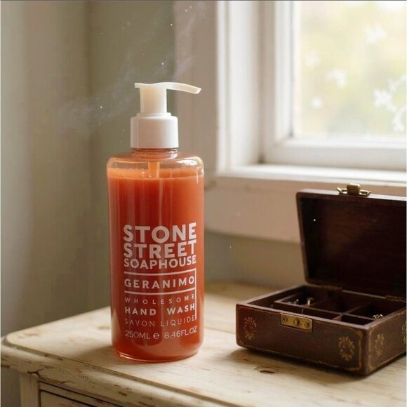 Stone Street Soaphouse ✦ Geranimo Vegan Hand Wash ✦ Gentle Liquid Soap 250ml - Picture 2 of 5